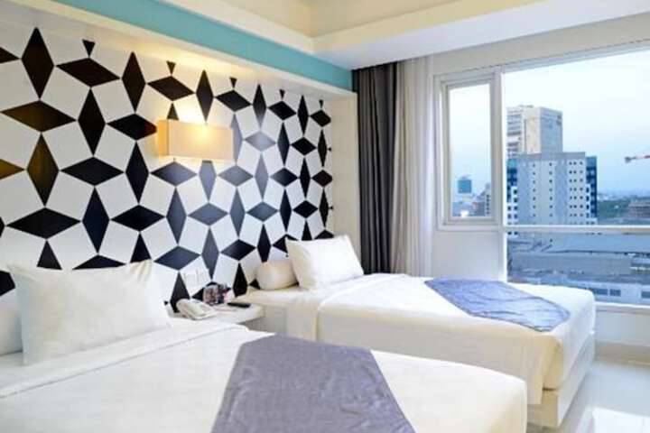 Room 26 of 87