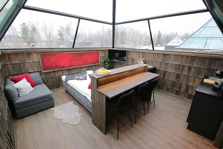 Room 2 of 22