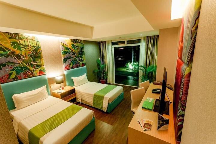 Room 34 of 64