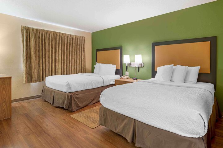 Deluxe Studio Double Bed (2 of 7)