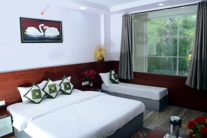 Room 16 of 26