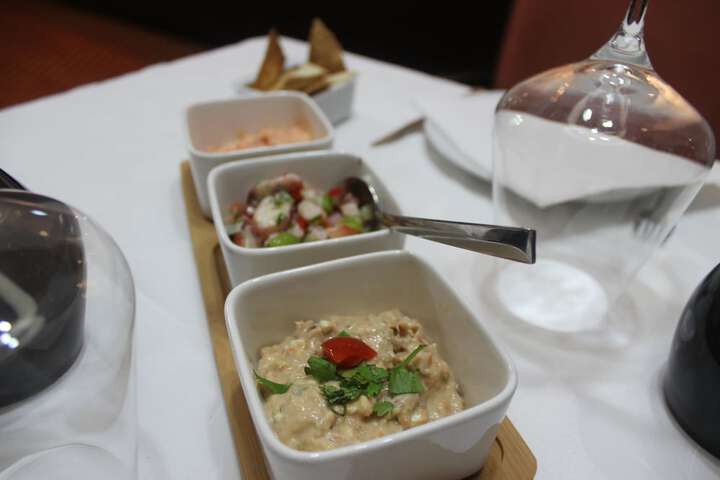 Dining 39 of 129