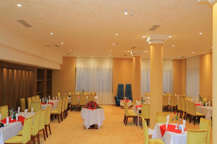 Kenenisa ( Oasis International ) Hotel