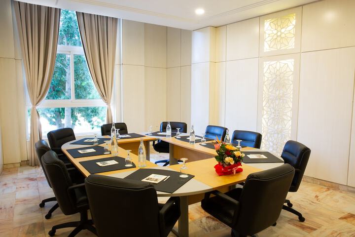 Business Center 36 of 45