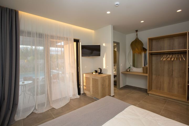 Room 11 of 63