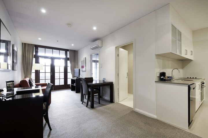 Room 20 of 32