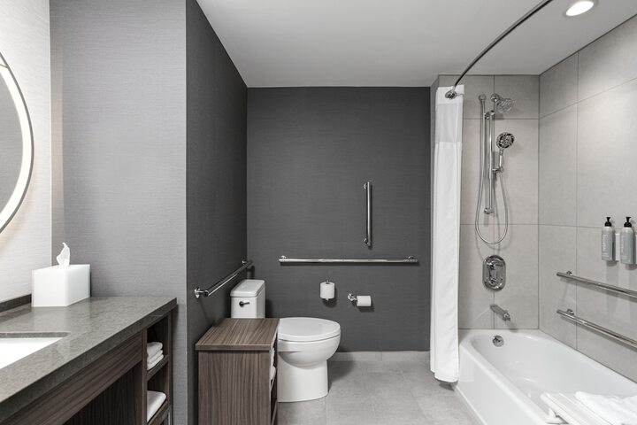 Room 43 of 63