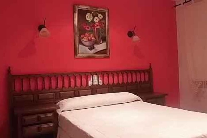 Room 8 of 36