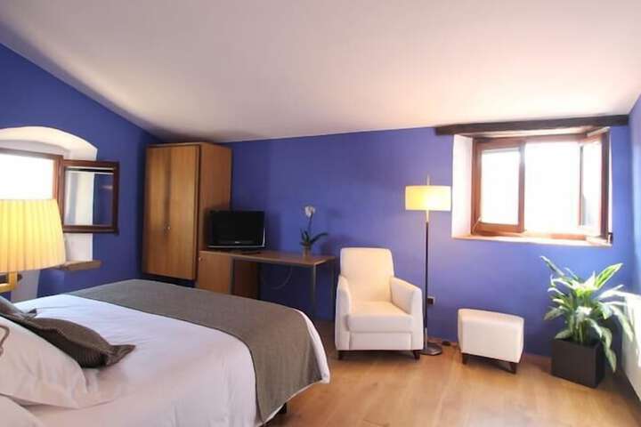 Room 30 of 75