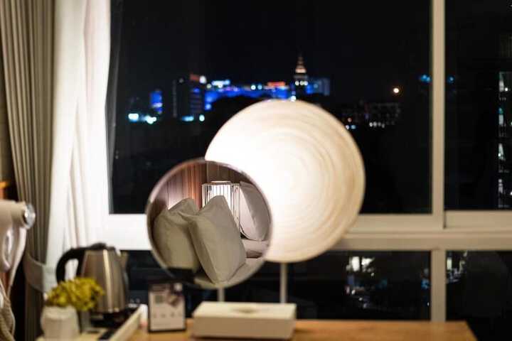 Room 18 of 52