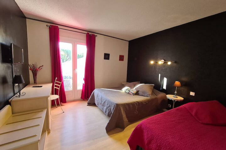 Room 15 of 52