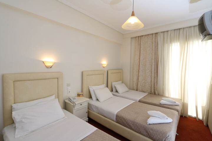 Room 15 of 29