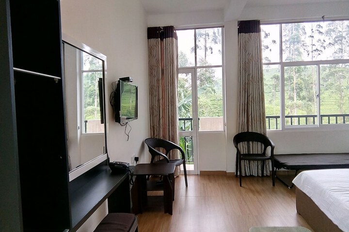 Room 2 of 86