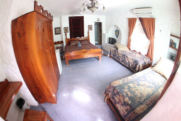 Room 14 of 45