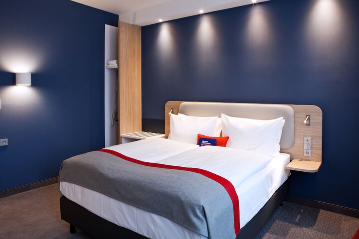 Room 21 of 73