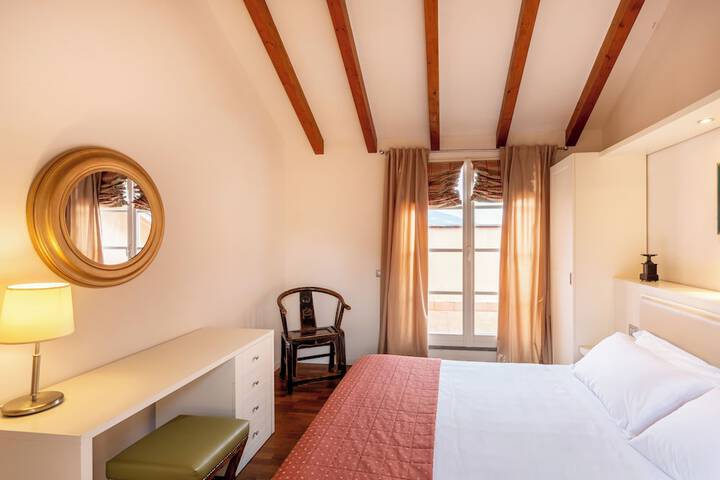 Room 40 of 152