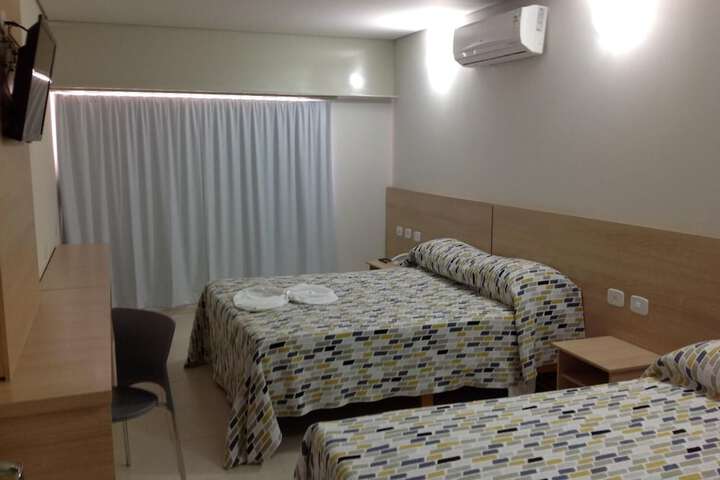 Room 15 of 40