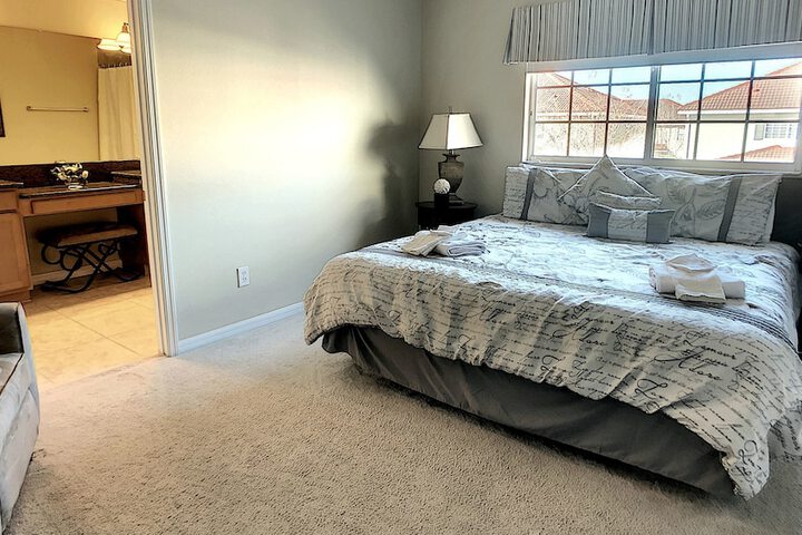 Room 11 of 40