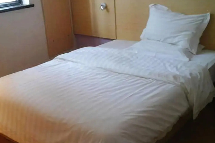 Room 18 of 20