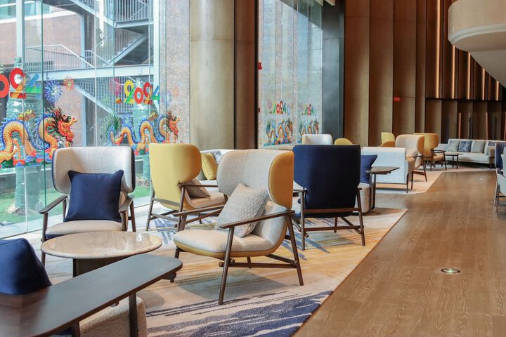 Guest Lobby