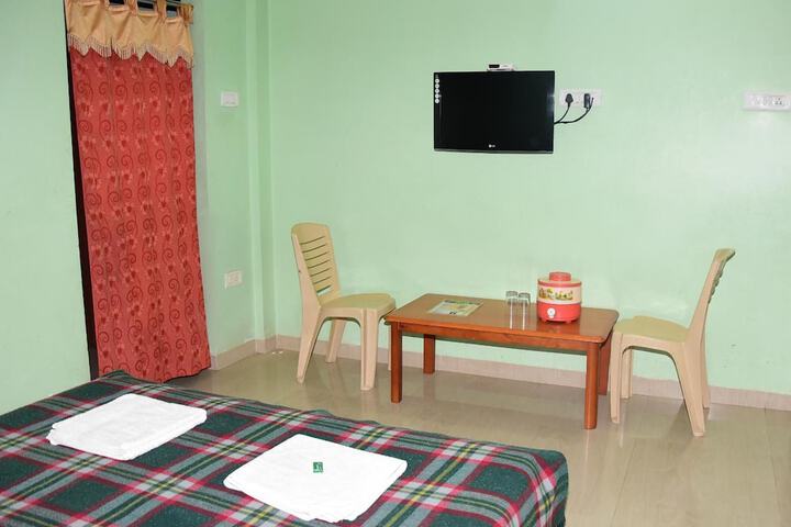 Room 12 of 35