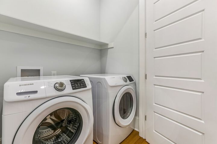 Laundry 24 of 49