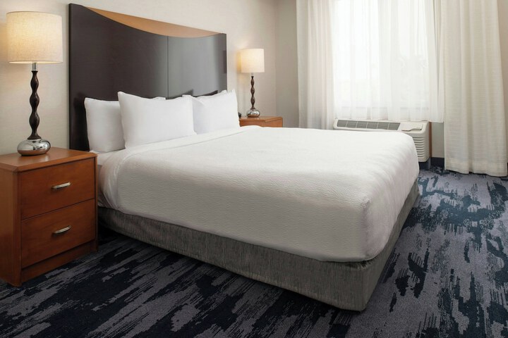 Room 30 of 105