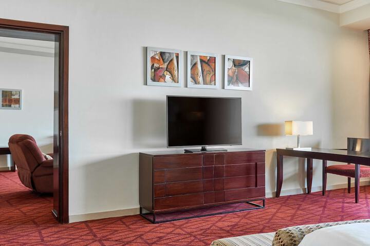 Room 15 of 128