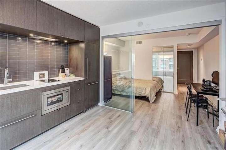 Room 20 of 29