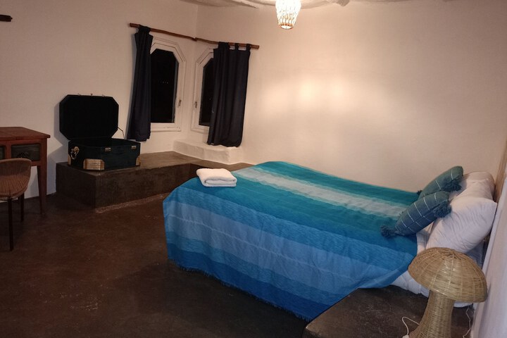 Room 6 of 46