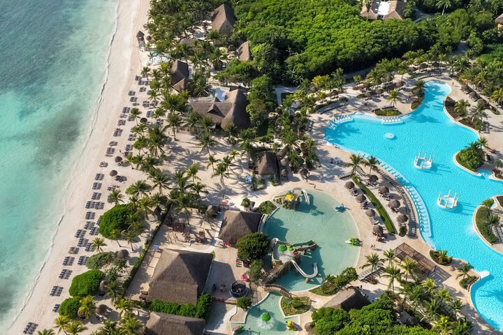 Pools & Facilities