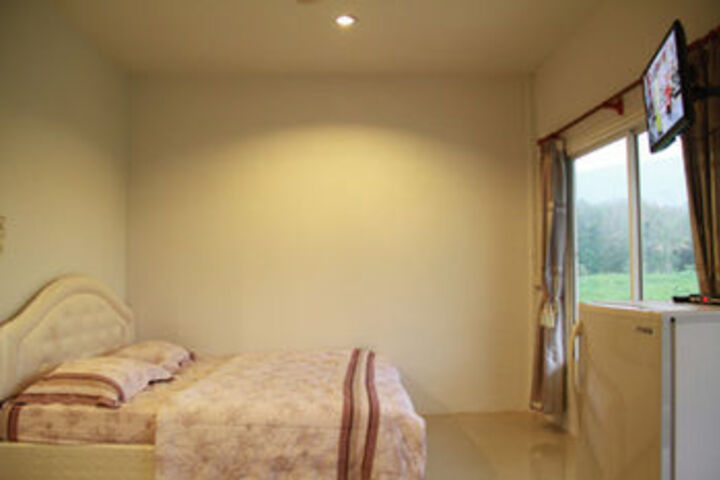 Room 9 of 21