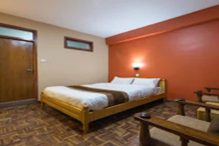 Room 3 of 13