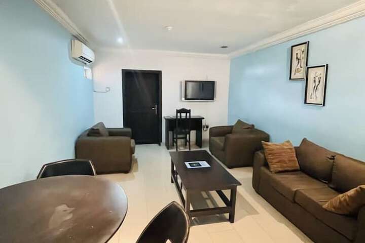 Room 14 of 27