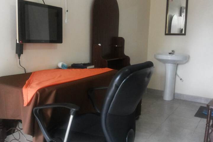 Room 11 of 63