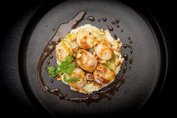 Dining 46 of 64