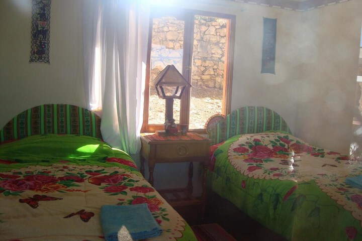 Room 25 of 43