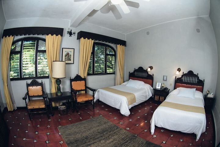 Room 14 of 53