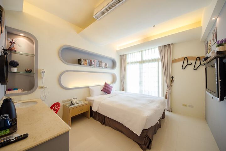 Room 19 of 41