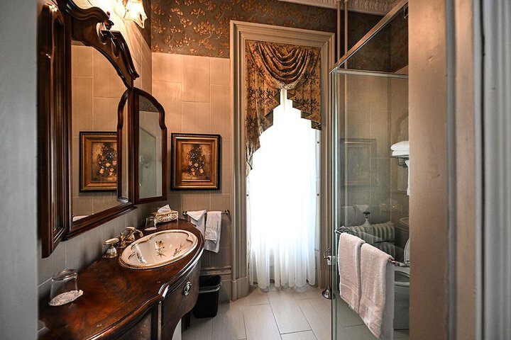 Room 21 of 23