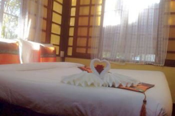 Room 12 of 19
