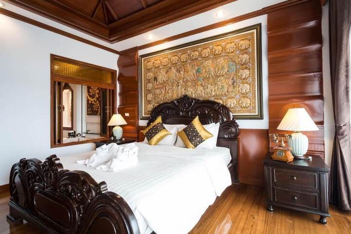 Room 21 of 77