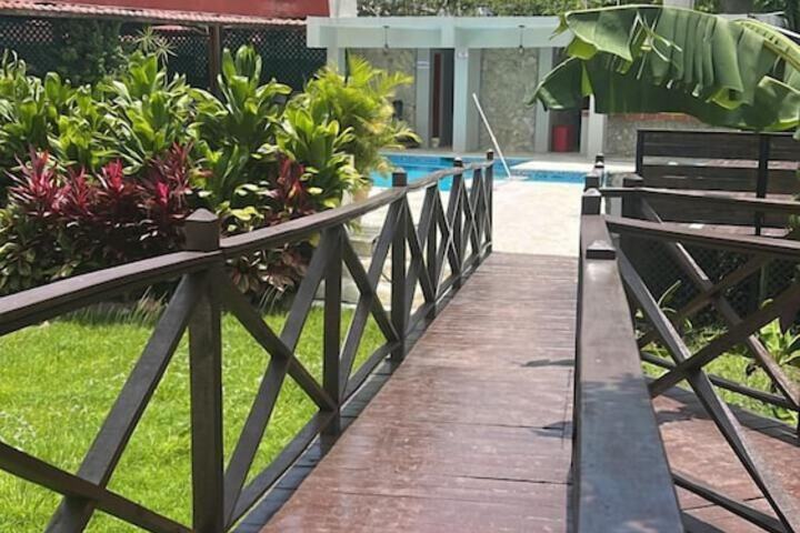 Pool 22 of 29