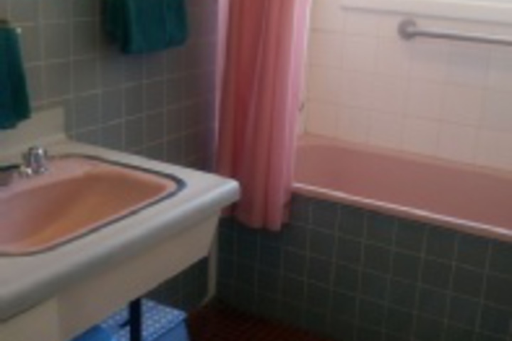 Room 404 of 407