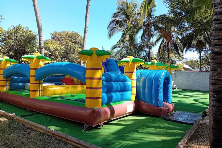 Children's play area - outdoor