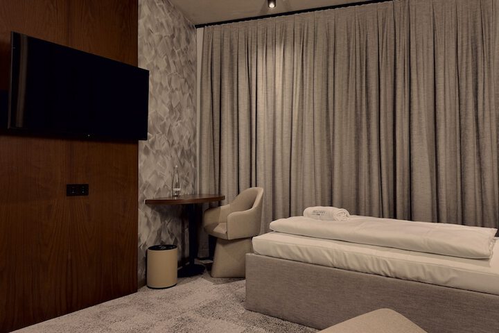 Room 48 of 116