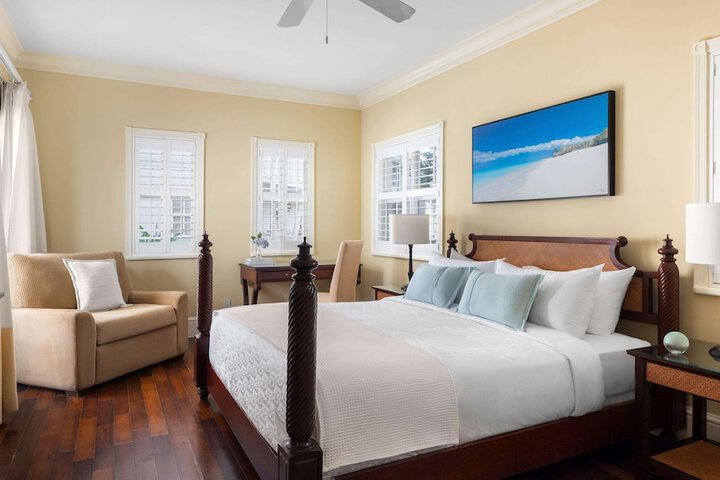 Room 93 of 280