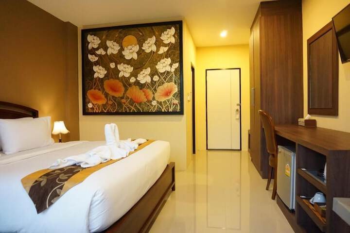 Room 20 of 38