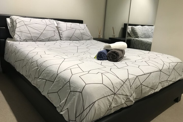 Room 5 of 27