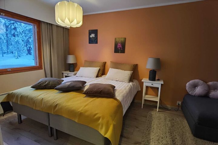 Room 21 of 72